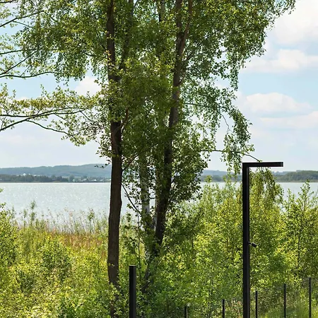 Sea&lake Stylish And With Air Conditioning And Parking Near The In By Renters