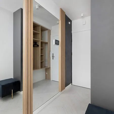 Sea&lake Stylish And With Air Conditioning And Parking Near The In By Renters * Mielno