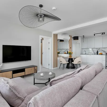 Sea&lake Stylish With Air Conditioning And Parking Near The In By Renters Apartment Mielno (Koszalin)