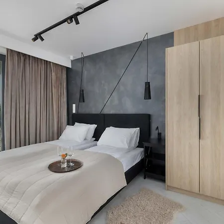 Sea&lake Stylish And With Air Conditioning And Parking Near The In By Renters Mielno