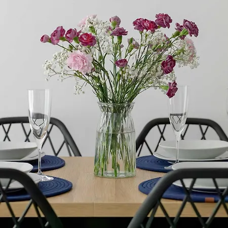 Apartman Sea&lake Stylish And With Air Conditioning And Parking Near The In By Renters