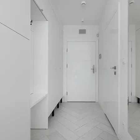 Sea&lake Stylish And With Air Conditioning And Parking Near The In By Renters * Mielno